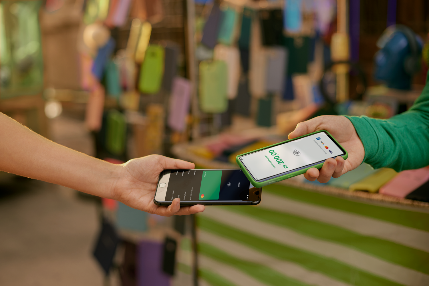 Tecnologia transforma o celular em maquininha de cartão – Varejo S.A