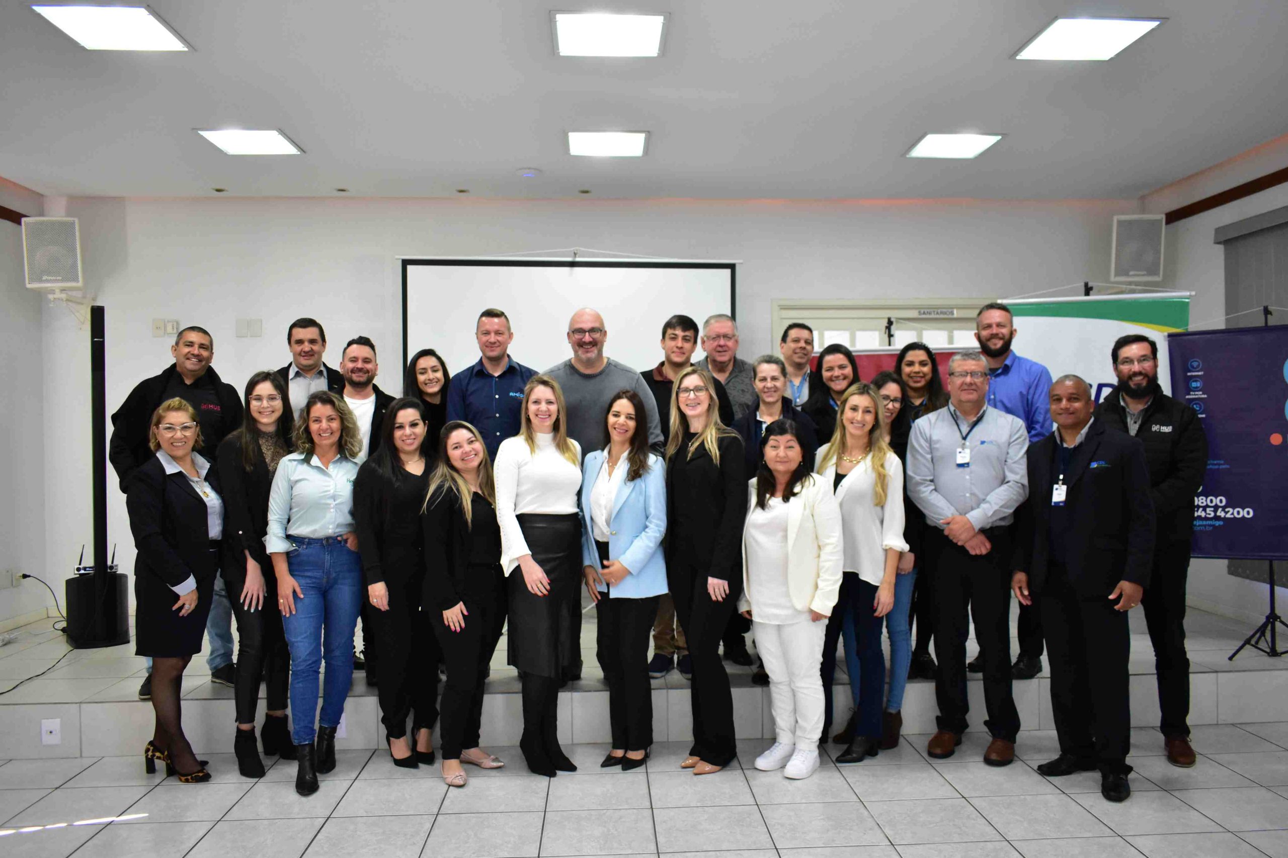 CDLNH promove 1° Conecta Associado Varejo S.A